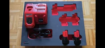 Schaumeinlage für Milwaukee M12 Akkupack Für HD Box1